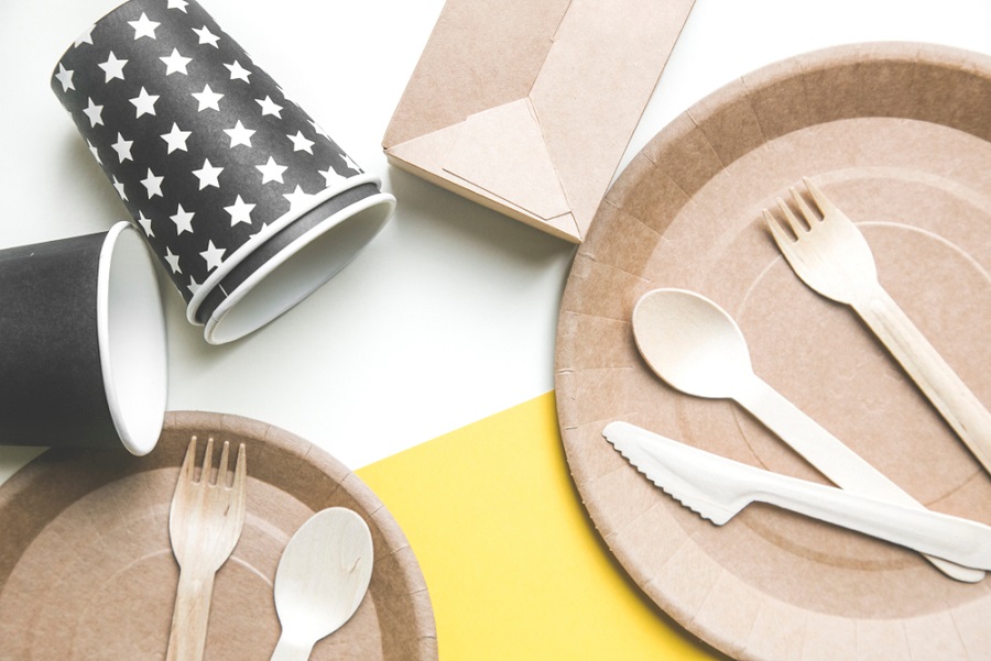 Vásároljon tőlünk környezetbarát, lebomló evőeszközöket és tányérokat!