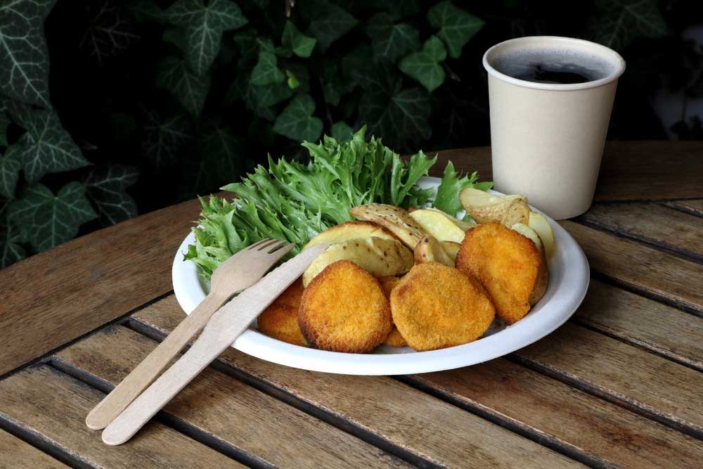 Lebomló tányérok: