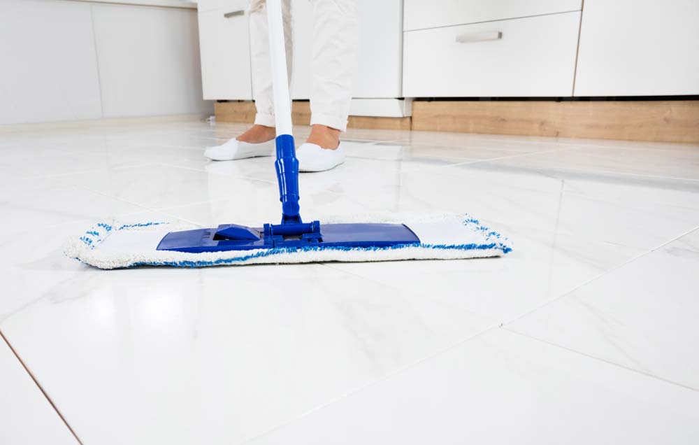 tisztítószerek, takarítóeszközök